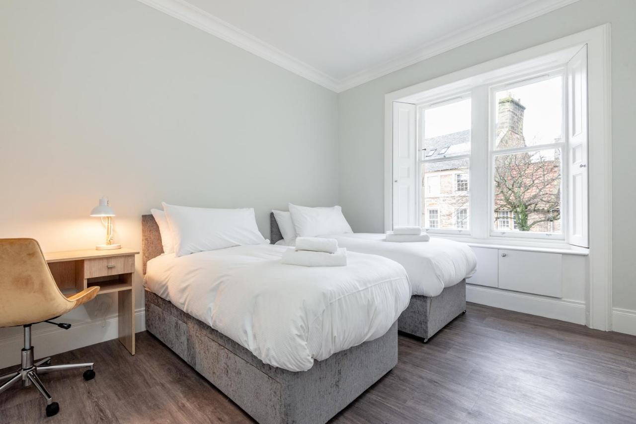 South Street Luxury Apartment * Central * Sleeps 4 St Andrews Bagian luar foto